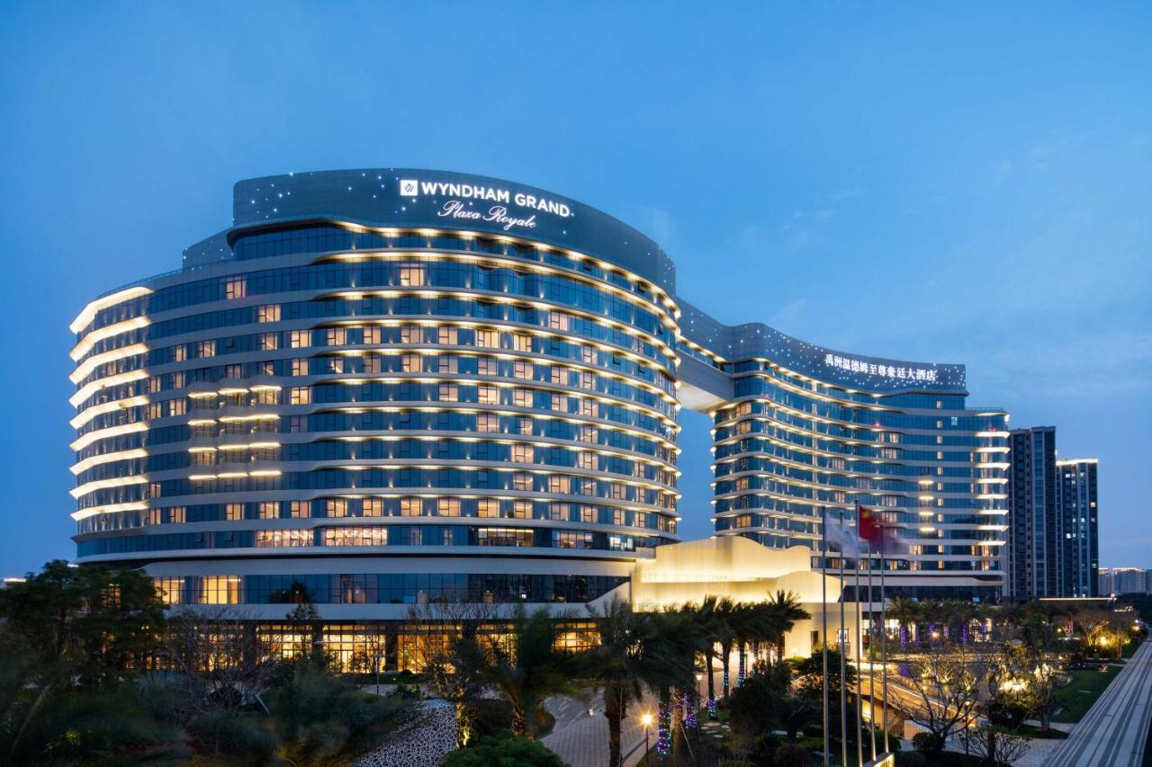 Wyndham Grand Plaza Royale Yuzhou Xiamen Wuyuan Bay Hotel Exterior photo
