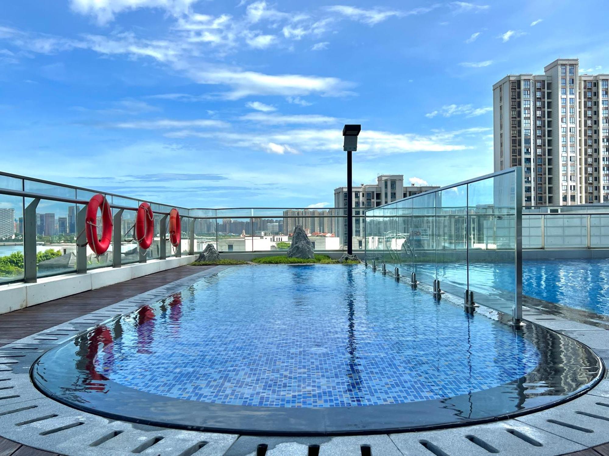 Wyndham Grand Plaza Royale Yuzhou Xiamen Wuyuan Bay Hotel Exterior photo