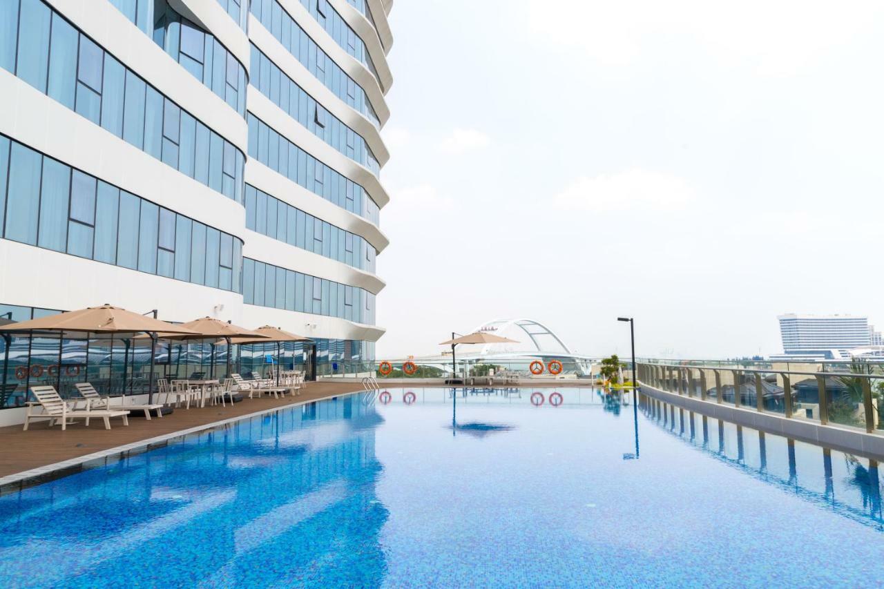Wyndham Grand Plaza Royale Yuzhou Xiamen Wuyuan Bay Hotel Exterior photo